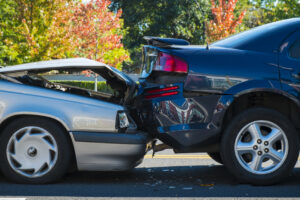 ¿Por qué elegir el despacho de Law Office of John W. Redmann, LLC para tu caso de accidente de varios vehículos en Metairie, Luisiana?